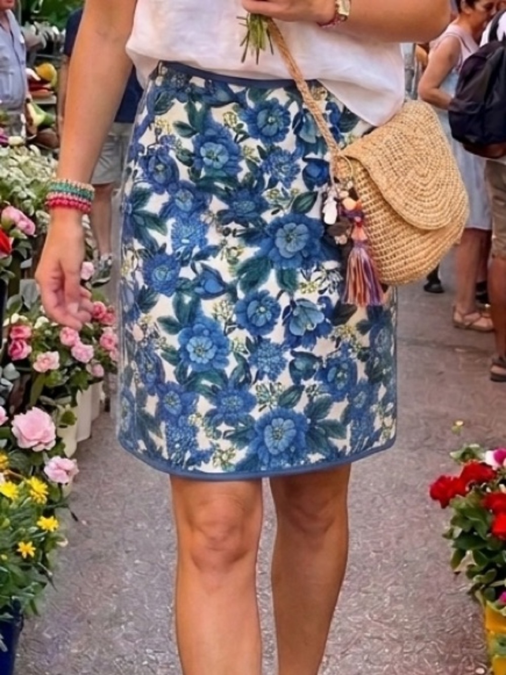 Ann Taylor LOFT Blue Floral Mini Skirt with Pockets | Cream Base | Straight Fit
